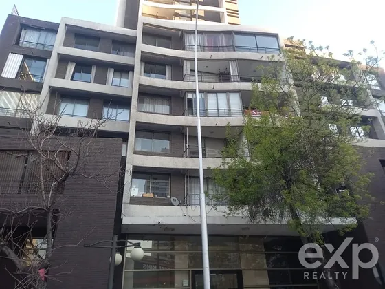 Departamento En Venta De 2 Dorm. 2 Baños En Ñuñoa