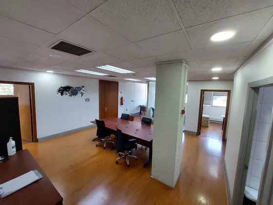 Oficina En Venta De 163 M2 Ciudad Empresarial Huechuraba