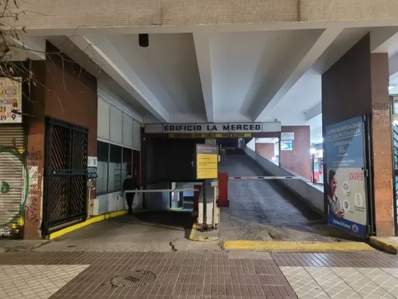 Estacionamiento Miraflores 419