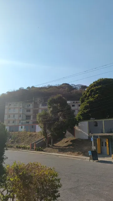 Venta Apto En Caricuao Ud6 Con Terraza 60 Mts2 Techada