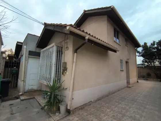 Se Vende Casa De 2 Pisos 4d2b+2e - Parque Real