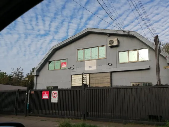 Propiedad Oficinas Amplias Bodega Y Estacionamiento