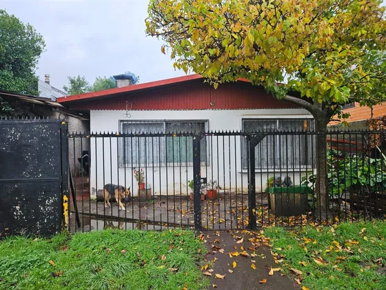 Casa En Venta De 3 Dorm. En Los Angeles