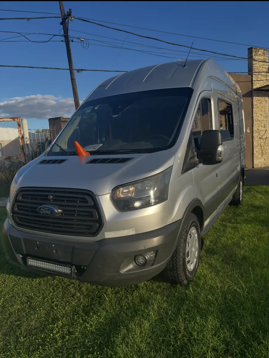 Ford Transit Furgon