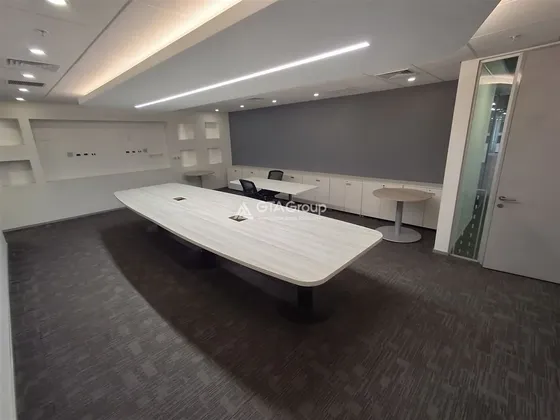Arriendo Gran Oficina 1082 M2. Ciudad Empresarial