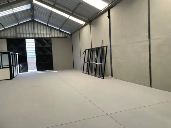 Arriendo Galpón 1 Oficina Y 2b 200 Mts - Lo Boza Santiago