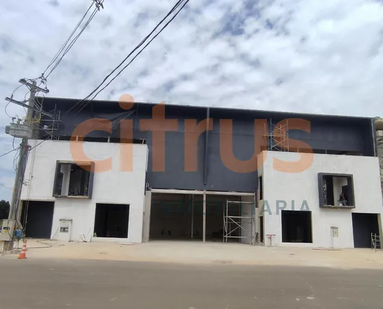 Bodegas En Arriendo Aeropuerto 643-7358990