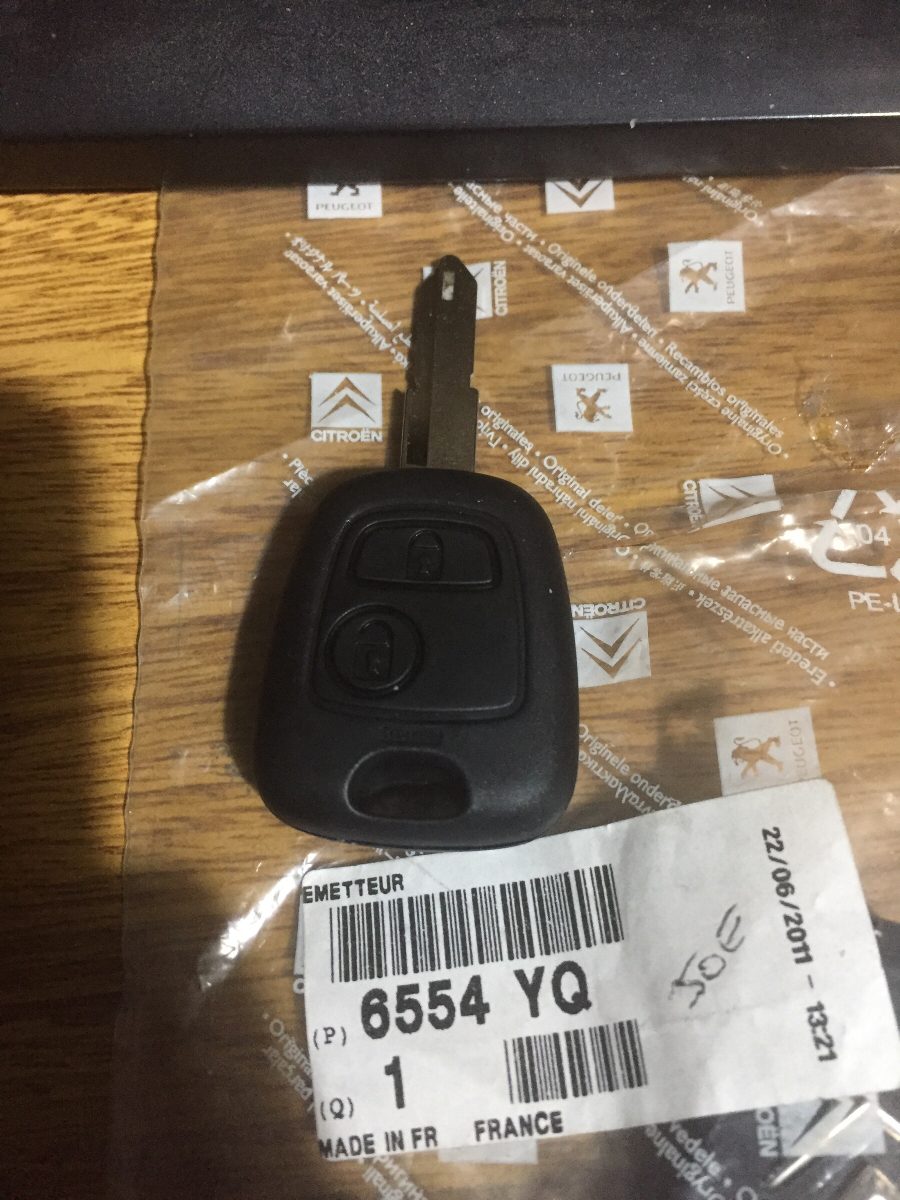 Llave Peugeot 206 (0406) Para Programar Cuotas sin interés