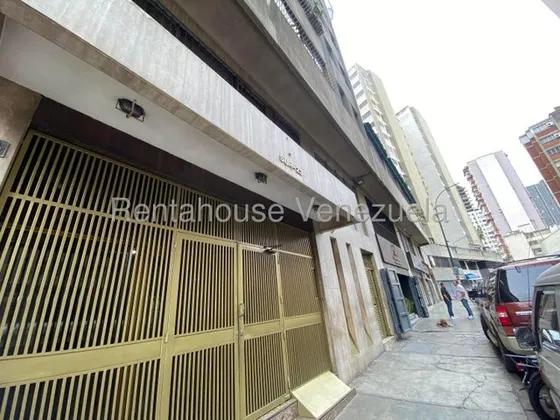 Apartamento En Venta En Urb. La Candelaria.