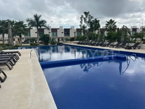 Casa En Venta En Cancún ,  Residencial Long Island C3930
