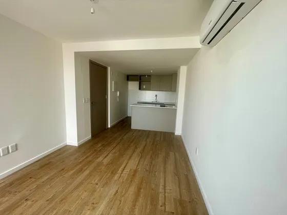 Alquiler De Penthouse De 1 Dorm Con Parrillero Y Garage.