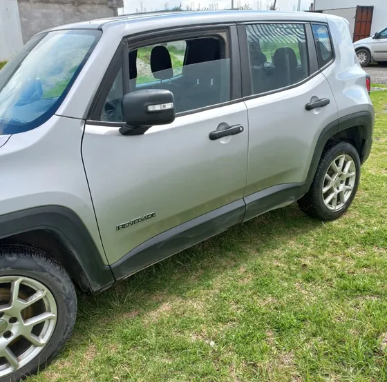 Jeep Renegade 1.8 Sport 4x2 At
