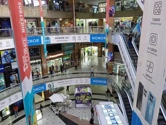 Venta De Magnifico Local Comercial En El Recreo / Cl Mls-24-19524