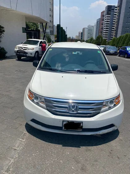 Honda Odyssey 3.5 Lx Minivan At