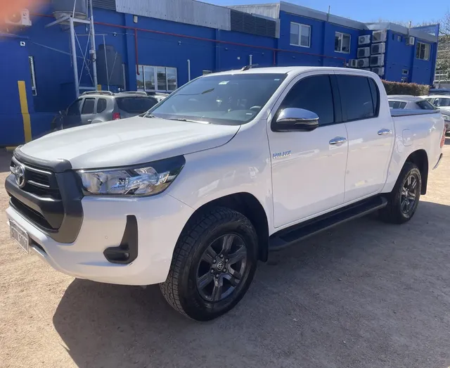 Toyota Hilux Doble Cabina Sr 4x2