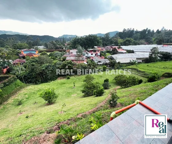  ¡oportunidad! Hermosa Casa Campestre En La Ceja 