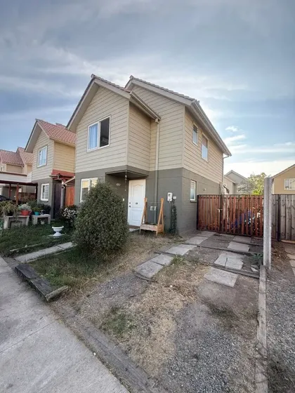 Arriendo De Casa Lampa 3d/2b Por $650,000 Ggcc Incluidos