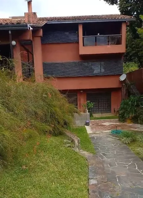 Alquilo Anexo En La Lagunita En Planta Baja Acceso Independiente 
