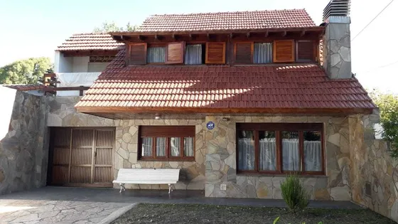 Chalet  Alquiler  Mar De Ajo..ideal Flia Grande