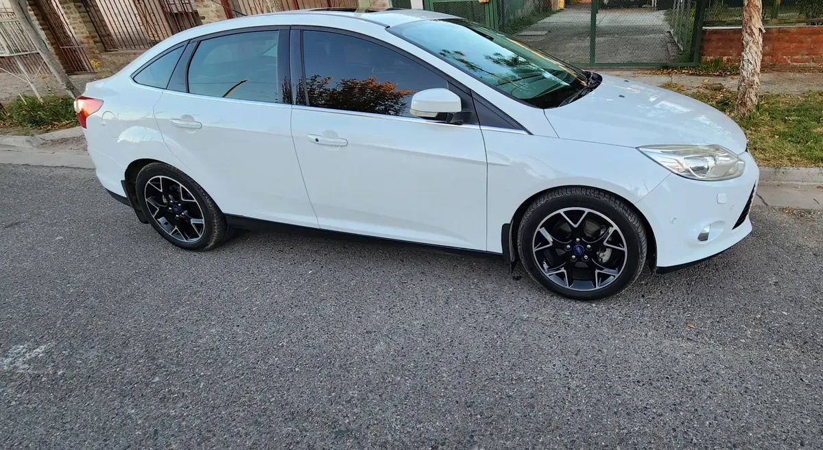 Ford Focus III 2.0 Sedan Titanium Mt446606754175395842