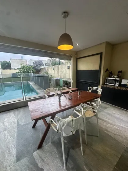 Casa Venta 5 Ambientes En Burzaco