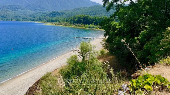Campo En Reserva Paillahuinte Con Acceso Al Lago P...