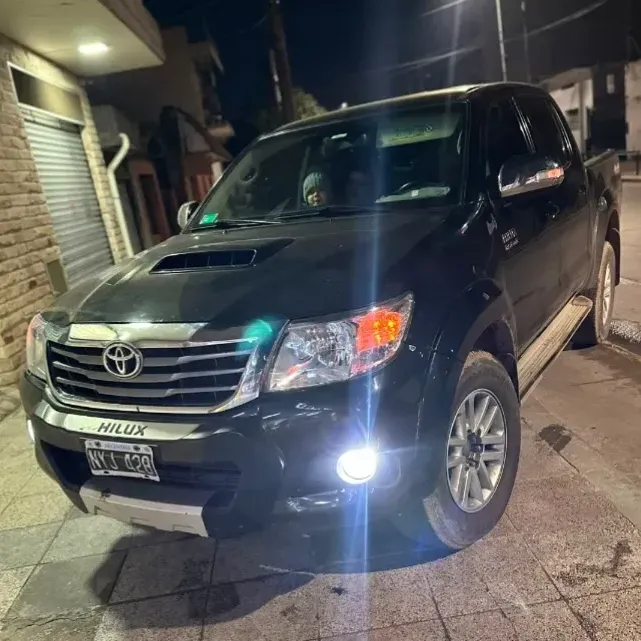 Toyota Hilux Pick-up 3.0 Cd Srv 171cv 4x4