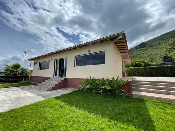 Se Vende Finca A Puerta Cerrada De 61 Ha Lagunillas, Mérida