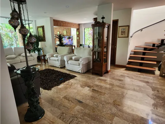 Casa En Venta En Envigado