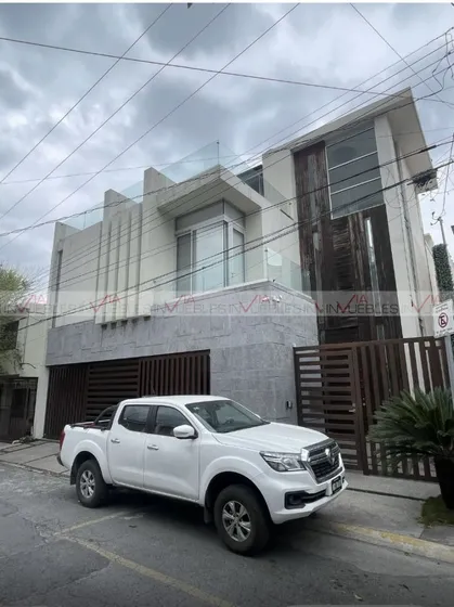 Del Paseo Residencial