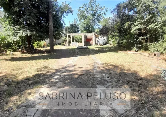 Casa En  La Reja Sobre Padre Mariano Calderon