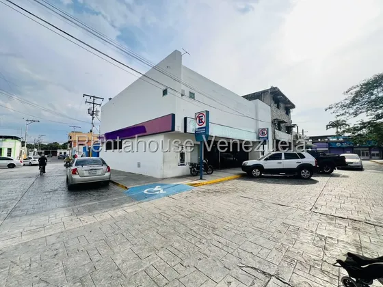 Local Comercial En Venta En El Centro En Palo Negro Aragua 26-20750 Irrr