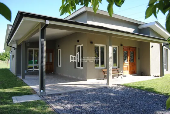 Venta Casa 3 Dormitorios Ingeniero Maschwitz Con Cochera