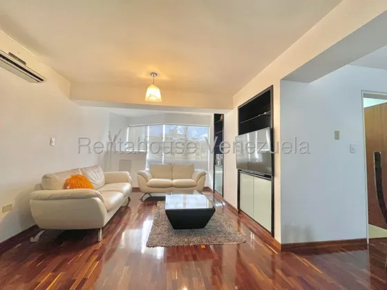 Espectacular Apartamento Listo Para Habitar Los Palos Grandes 25-7924 Ar