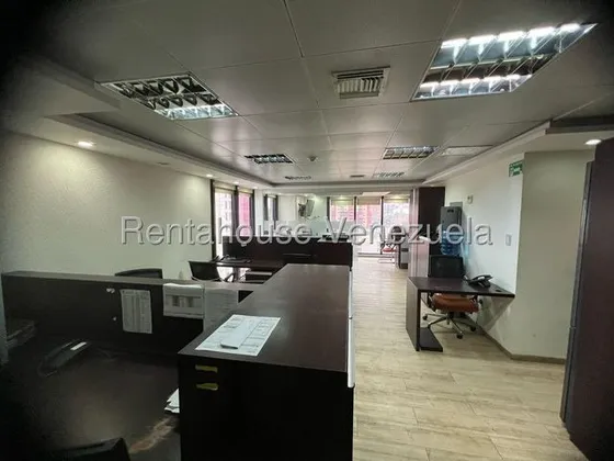Oficina En Alquiler En El Este De Barquisimeto Lara