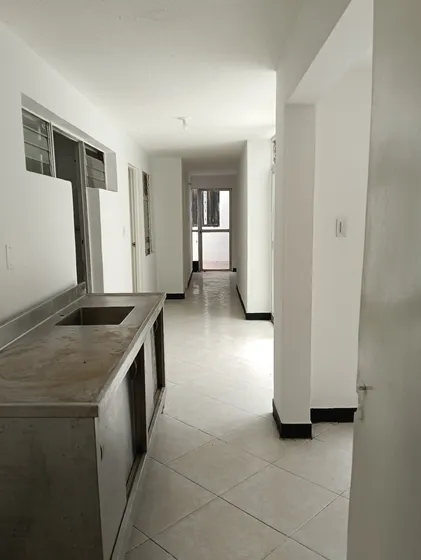 Casa En Venta En Estadio. Cod V12541