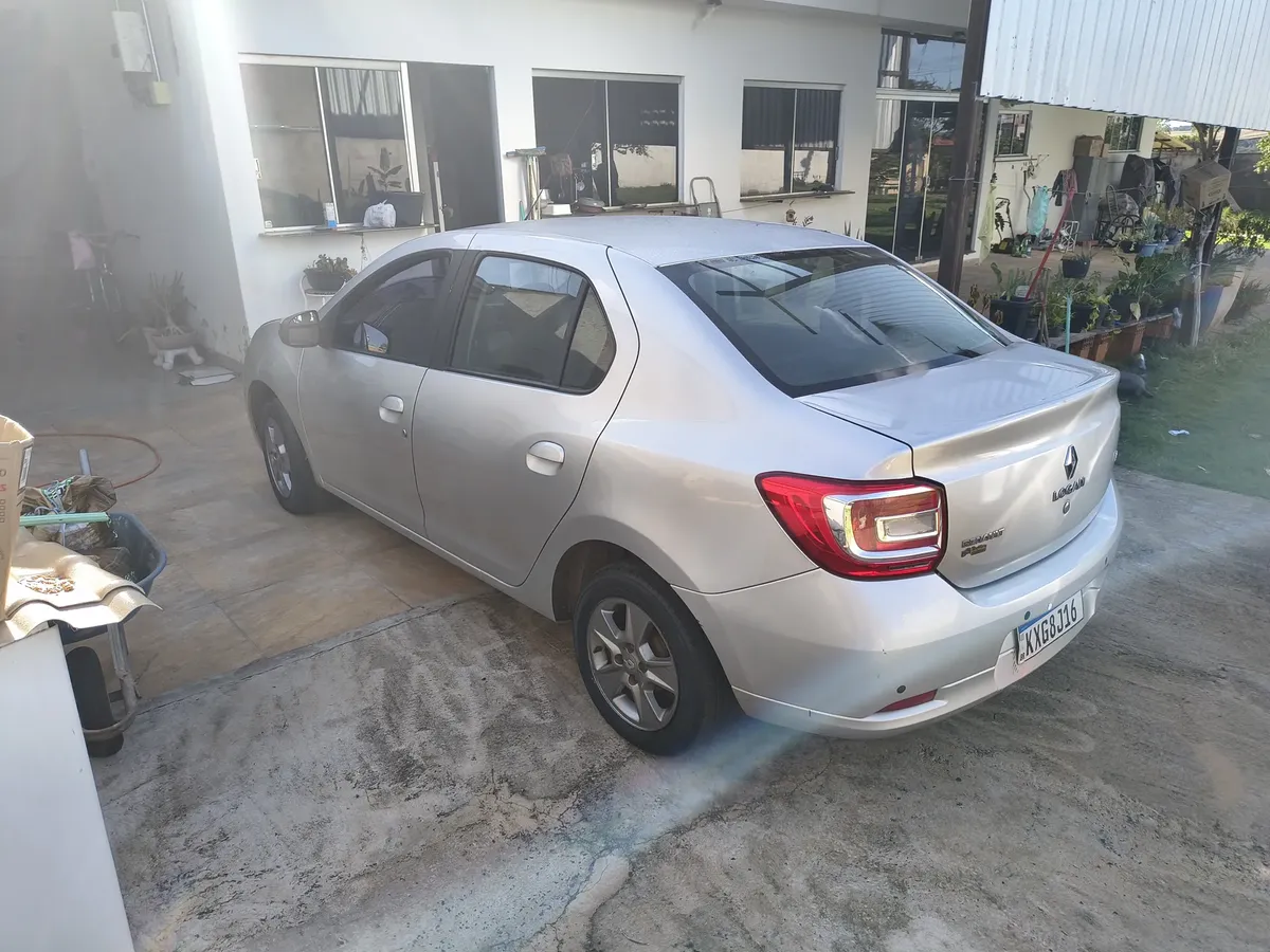 renault-logan-1.6-expression-hi-power-4p-402854361747302404