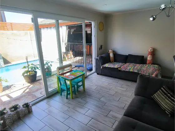 Casa 3d, 3b, 3est, Piscina Y Quincho A Pasos De Melitren