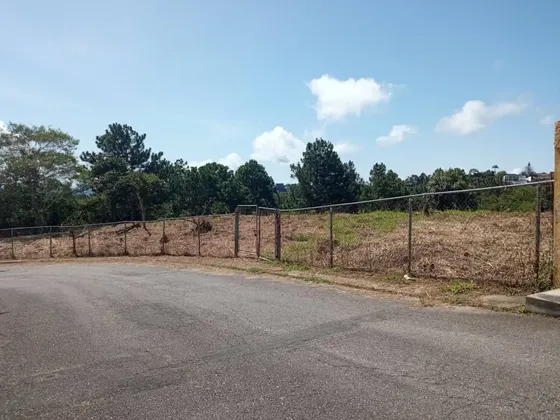Espectacular Terreno En Venta En La Lagunita / Calle P-2 Del Portal De La Lagunita M7t