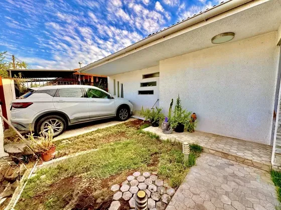 Hermosa Casa Con Piscina