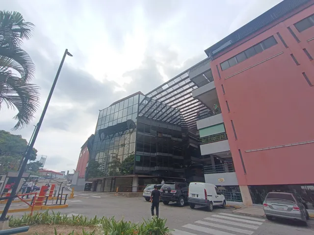 Oficina Depósito En Venta En Centro Comercial Terrazas Del Ávila
