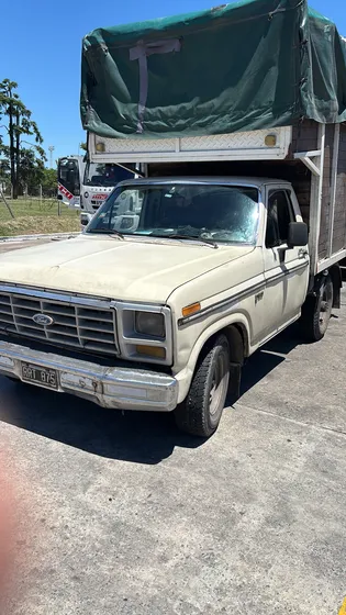 Ford F-250 D