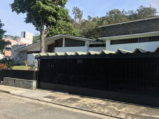 Casa En Alquiler En El Marques Yf 26-19279