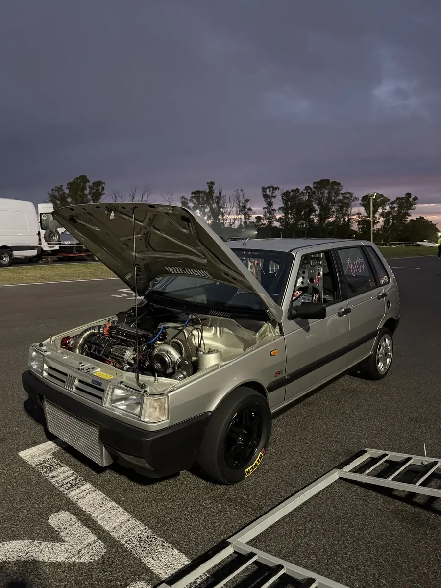 Fiat Uno 1.6 Scr