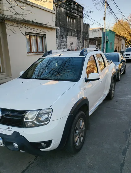 Renault Duster Oroch 2.0 Outsider Plus