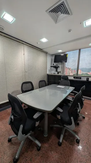 Vende Oficina Cc Trigaleña Plaza Valencia Welka