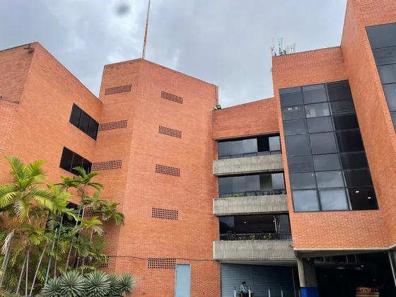 Alquiler Oficina En La Trinidad 65m2