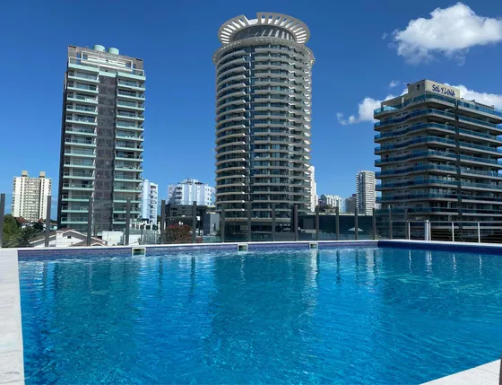 Pde: Alquilo Hermoso Apto En Torre Manhattan