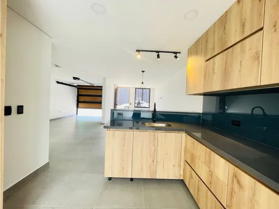 En Venta Casa Moderna Para Estrenar La Ceja
