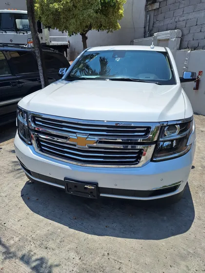Chevrolet Suburban 5.4 Premier Piel 4x4 At